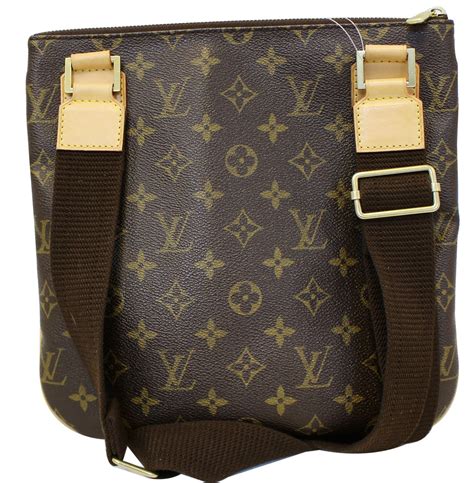 louis vuitton pochette vs|Louis Vuitton monogram pochette bag.